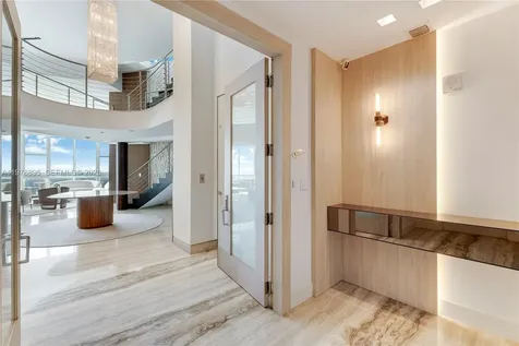 18201 E Collins Avenue Sunny Isles Beach FL 33160