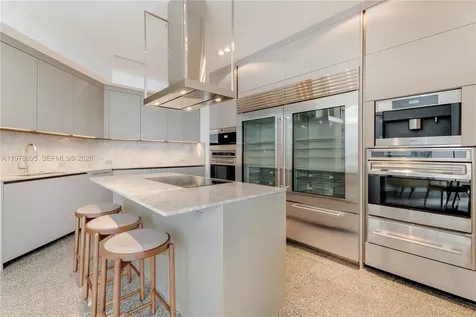 18201 E Collins Avenue Sunny Isles Beach FL 33160