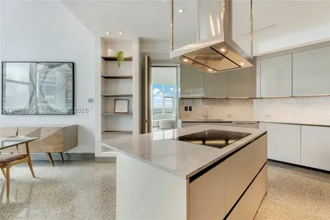 18201 E Collins Avenue Sunny Isles Beach FL 33160