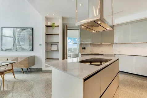 18201 E Collins Avenue Sunny Isles Beach FL 33160