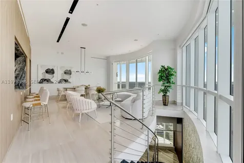 18201 E Collins Avenue Sunny Isles Beach FL 33160