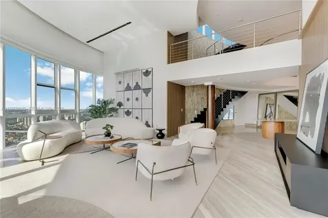 18201 E Collins Avenue Sunny Isles Beach FL 33160