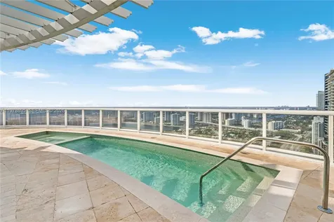 18201 E Collins Avenue Sunny Isles Beach FL 33160