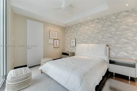 18201 E Collins Avenue Sunny Isles Beach FL 33160