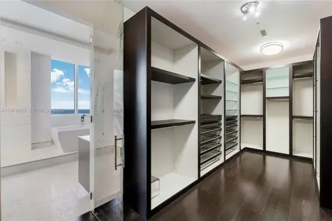 18201 E Collins Avenue Sunny Isles Beach FL 33160