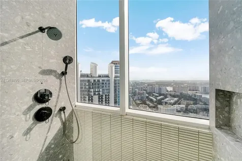 18201 E Collins Avenue Sunny Isles Beach FL 33160