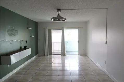 1725 W 60th Street Hialeah FL 33012