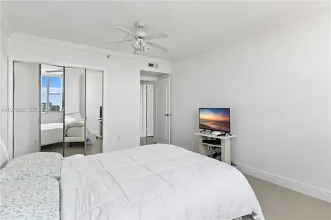 3850 Washington Street Hollywood FL 33021