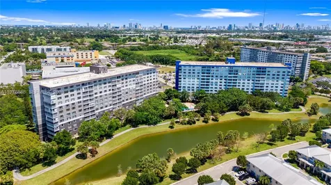 3850 Washington Street Hollywood FL 33021