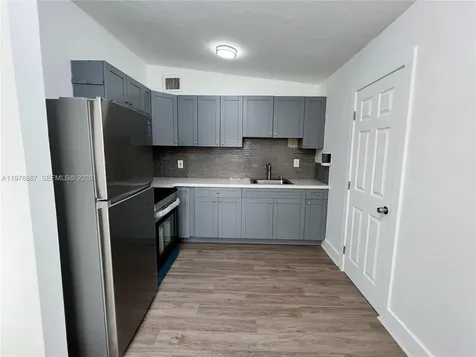 10090 W Fern Street Miami FL 33157