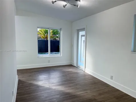10090 W Fern Street Miami FL 33157