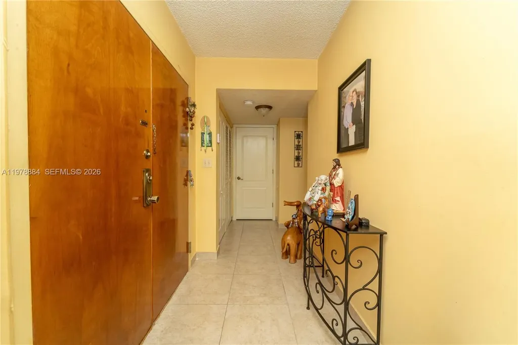 5900 SW 127th Avenue Miami FL 33183