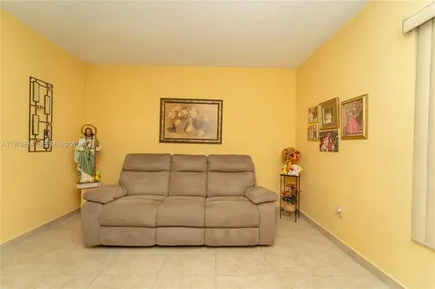 5900 SW 127th Avenue Miami FL 33183