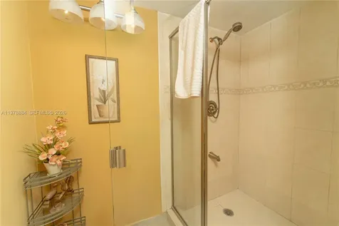 5900 SW 127th Avenue Miami FL 33183