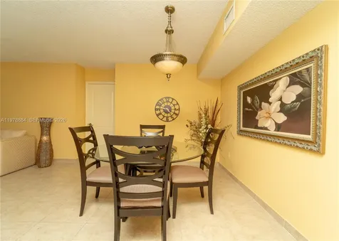 5900 SW 127th Avenue Miami FL 33183