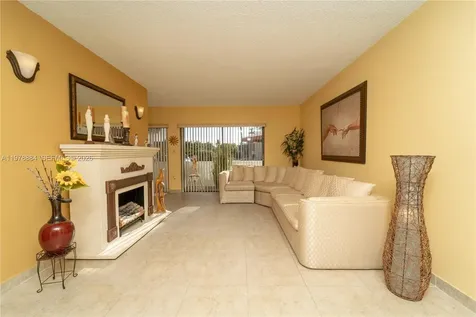 5900 SW 127th Avenue Miami FL 33183