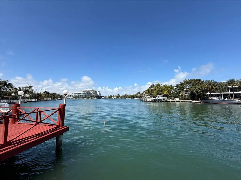 4730 Pine Tree Drive Miami Beach FL 33140