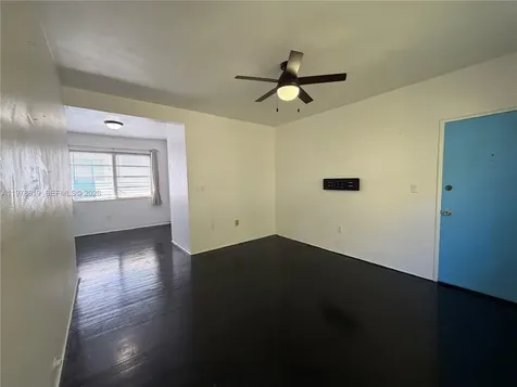 4730 Pine Tree Drive Miami Beach FL 33140