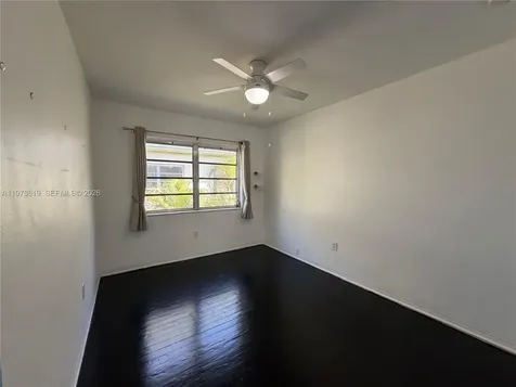 4730 Pine Tree Drive Miami Beach FL 33140