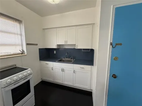 4730 Pine Tree Drive Miami Beach FL 33140