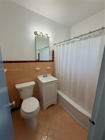 4730 Pine Tree Drive Miami Beach FL 33140