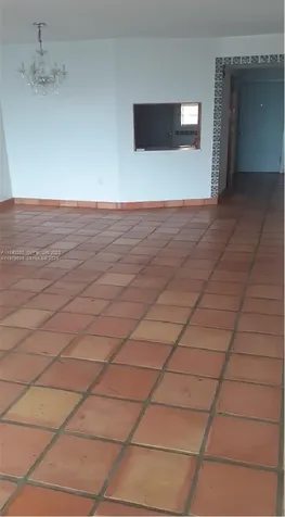 1750 NE 191st Street Miami FL 33179
