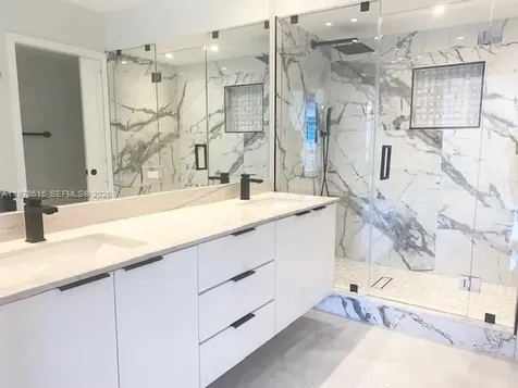 3530 Mystic Pointe Drive Aventura FL 33180