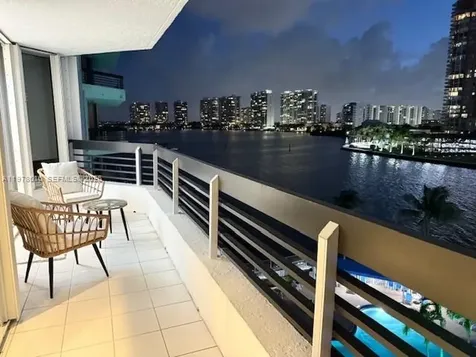 3530 Mystic Pointe Drive Aventura FL 33180