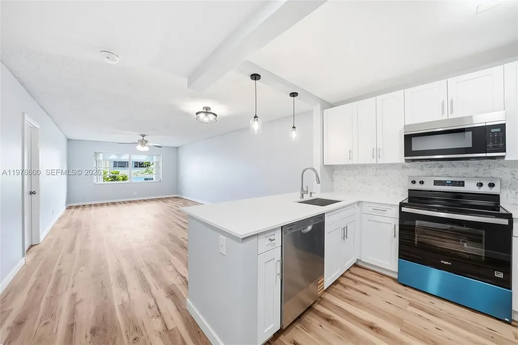 860 SE 6th Avenue Deerfield Beach FL 33441