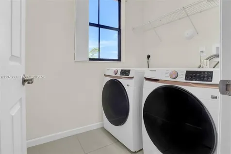 25341 SW 117th. Avenue Homestead FL 33032