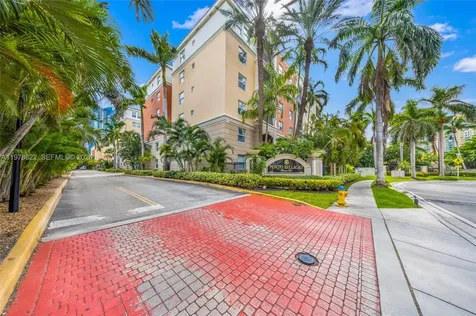 17125 N Bay Road Sunny Isles Beach FL 33160