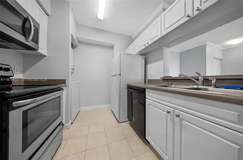 17125 N Bay Road Sunny Isles Beach FL 33160