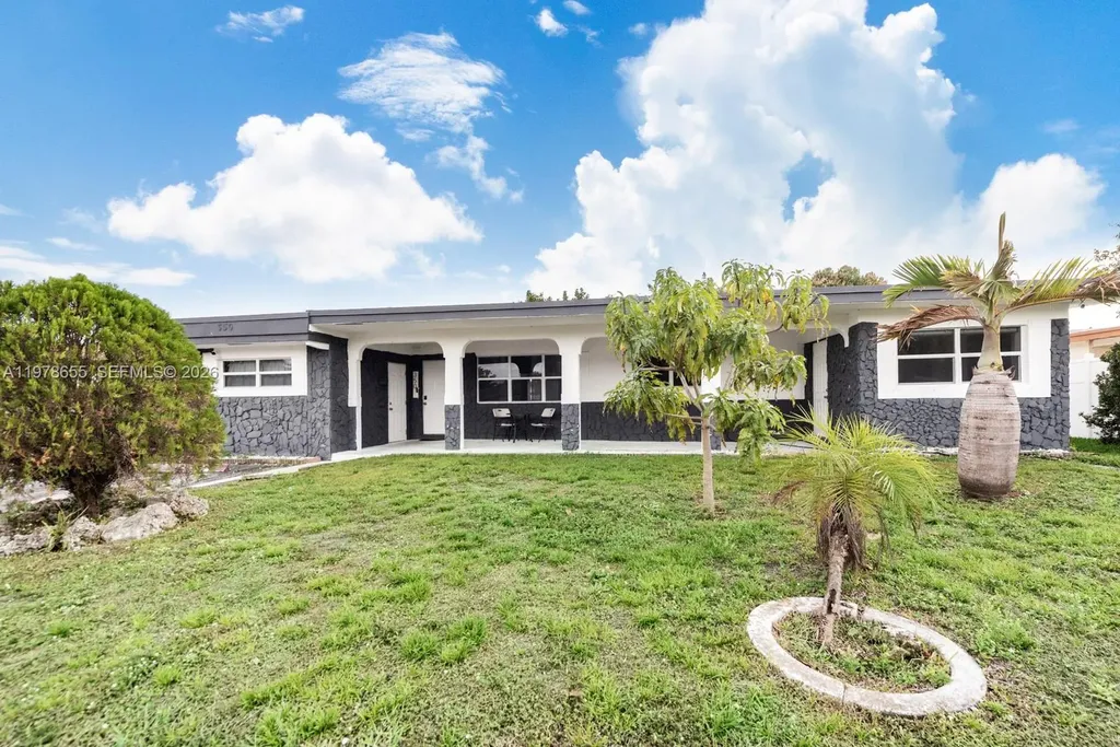 350 SW 30th Terrace Fort Lauderdale FL 33312