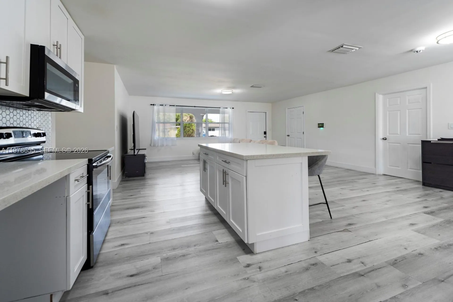 350 SW 30th Terrace Fort Lauderdale FL 33312