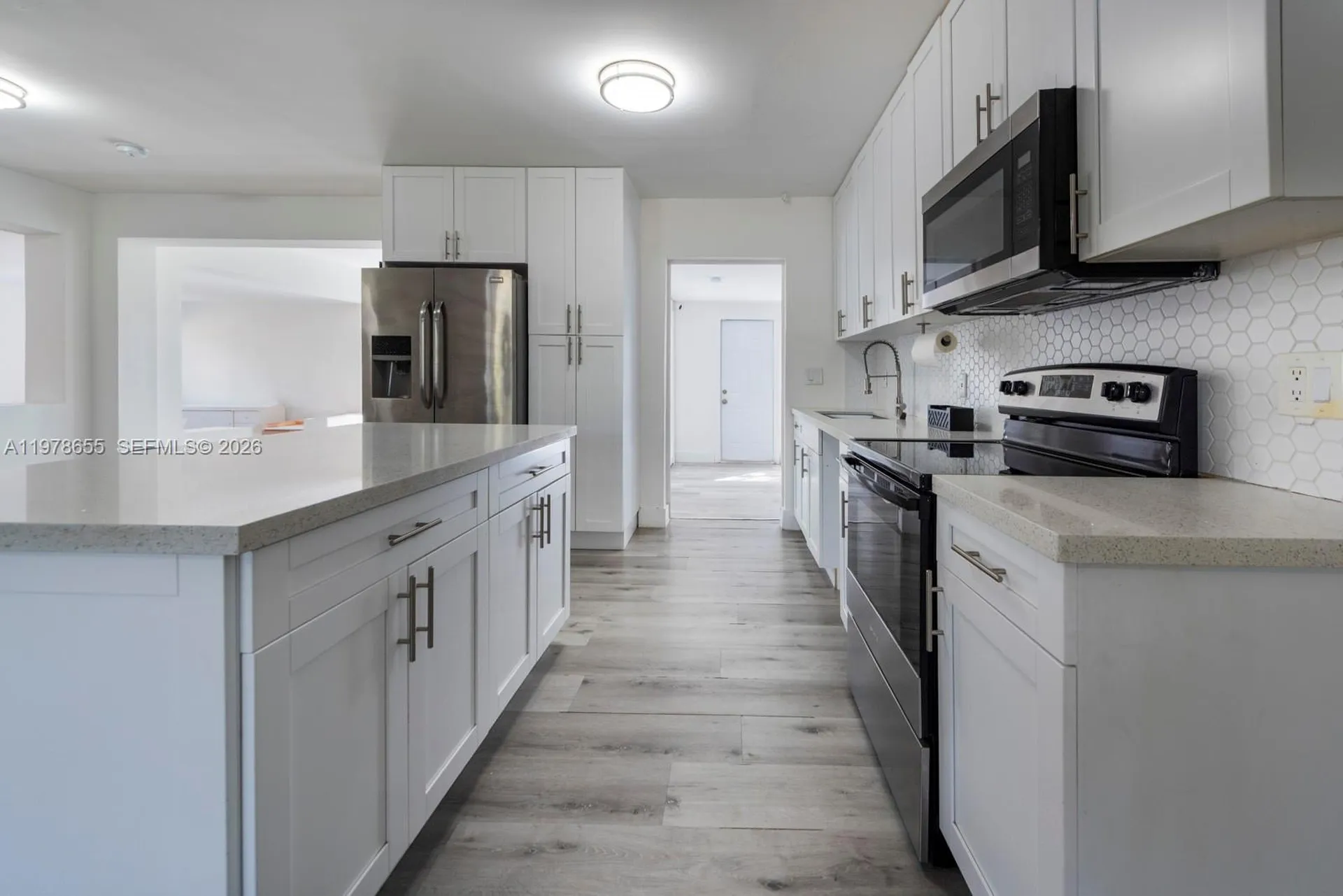 350 SW 30th Terrace Fort Lauderdale FL 33312
