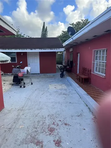 324 NW 47th Street Miami FL 33127
