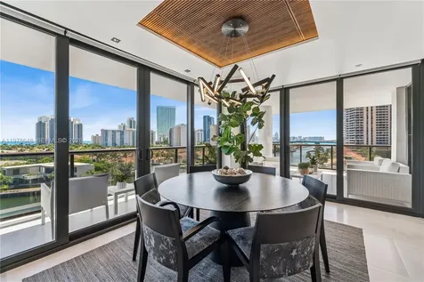 19667 Turnberry Way Aventura FL 33180