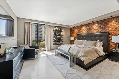 19667 Turnberry Way Aventura FL 33180