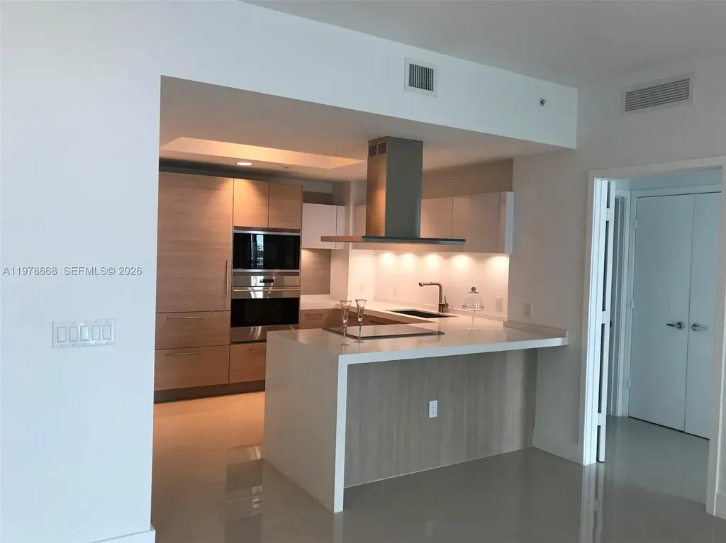 17111 Biscayne Boulevard North Miami Beach FL 33160