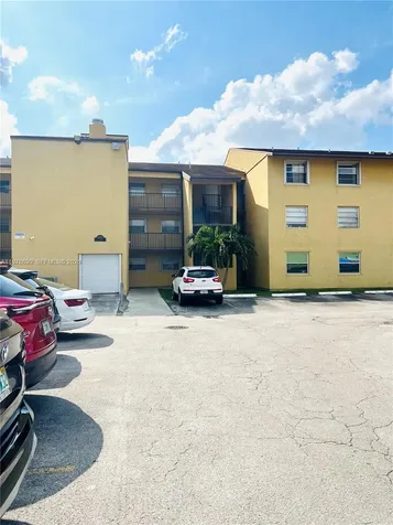 15470 SW 82nd Lane Miami FL 33193