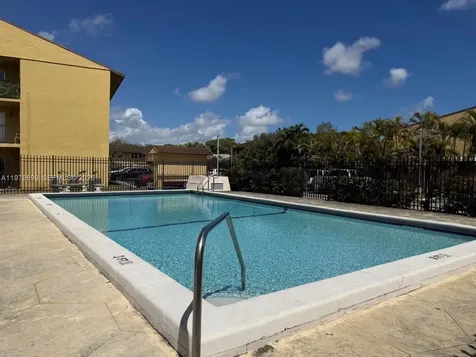 15470 SW 82nd Lane Miami FL 33193