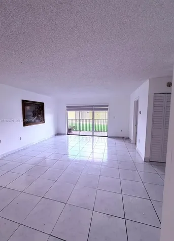 15470 SW 82nd Lane Miami FL 33193