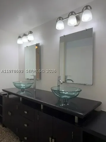 20860 San Simeon Way Miami FL 33179