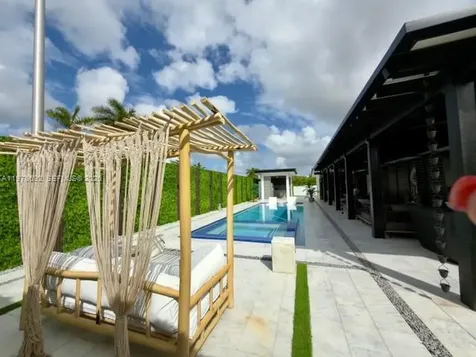 9351 SW 88th Terrace Miami FL 33176