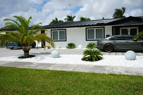 9351 SW 88th Terrace Miami FL 33176