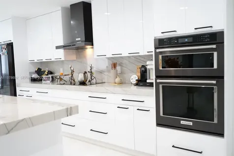 9351 SW 88th Terrace Miami FL 33176