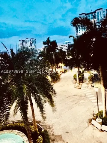 100 Bayview Drive Sunny Isles Beach FL 33160