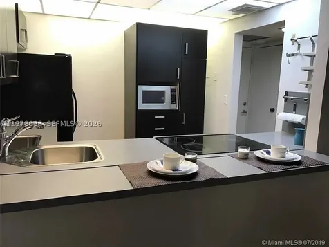 100 Bayview Drive Sunny Isles Beach FL 33160