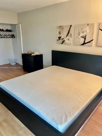 100 Bayview Drive Sunny Isles Beach FL 33160