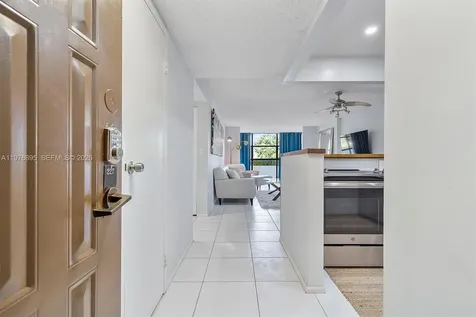 600 Parkview Drive Hallandale Beach FL 33009